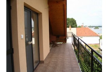 Slovakia Privát Moča, Exterior